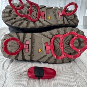 OLANG winter boots with spikes - Black Suede - Size 37 (7)